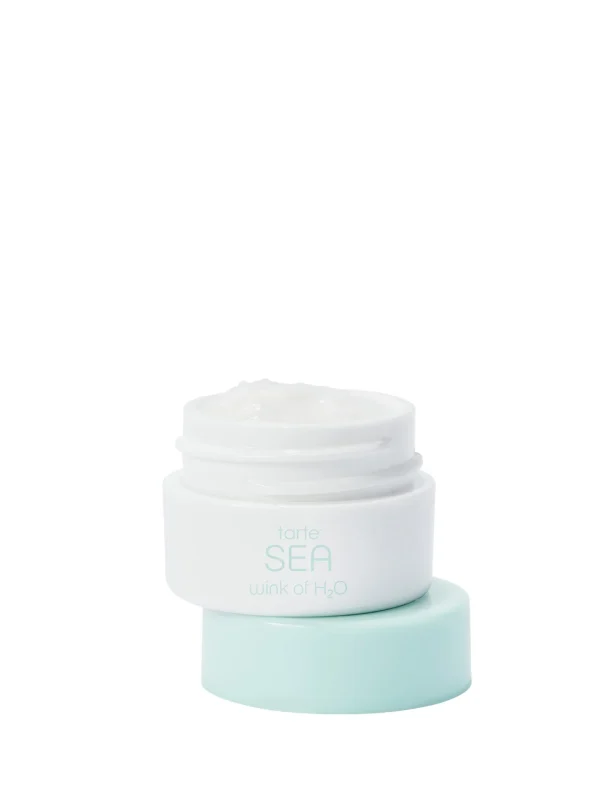 travel-size wink of H?O eye cream